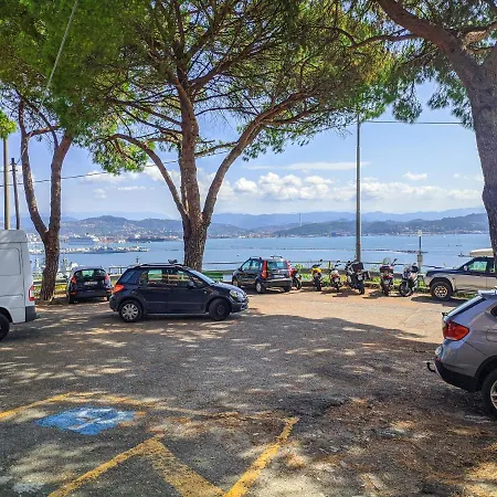 Perla Nera アパート ラ・スペツィア